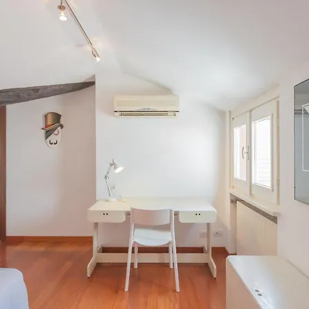 La Mansarda Apartment Como