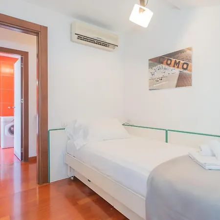 La Mansarda Apartment *