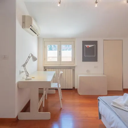 La Mansarda Apartment Como