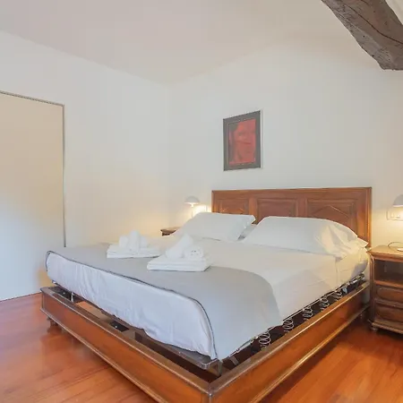 La Mansarda Apartment