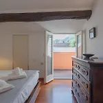 La Mansarda Daire *