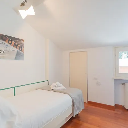La Mansarda By Rent Appartamento *