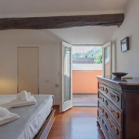 La Mansarda Apartment *