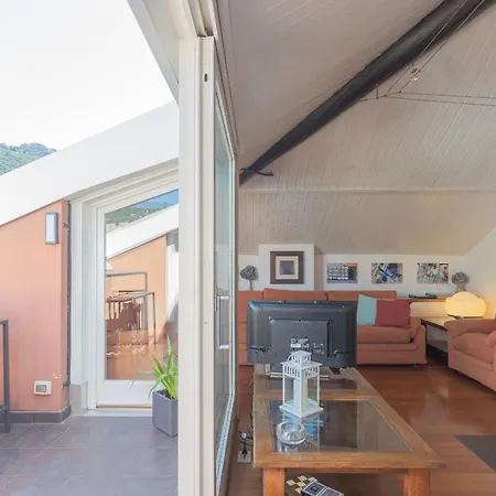 דירה La Mansarda קומו