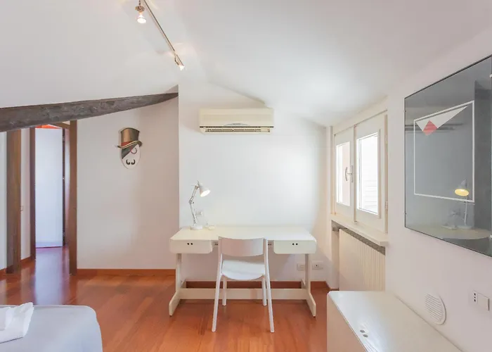 La Mansarda Apartament Como